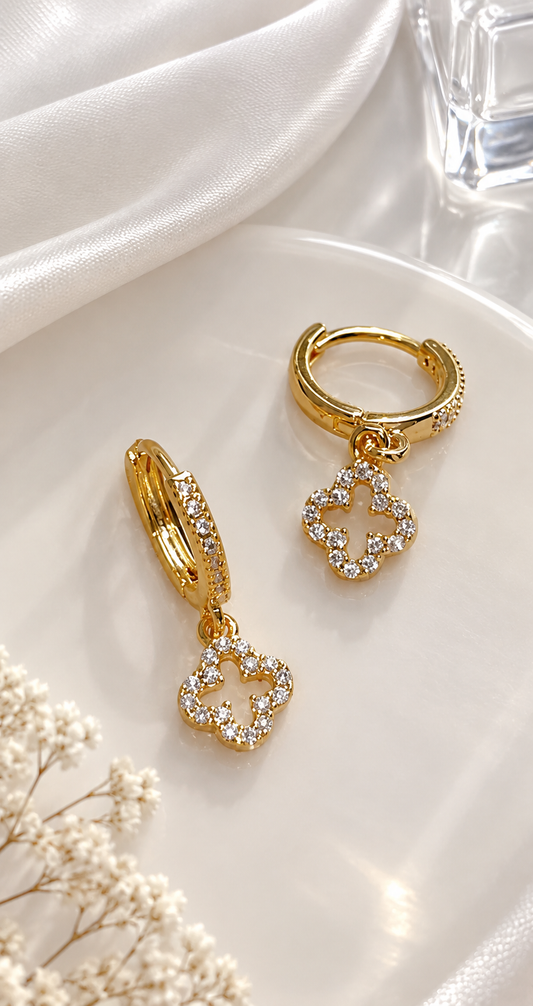 clover gold earrings