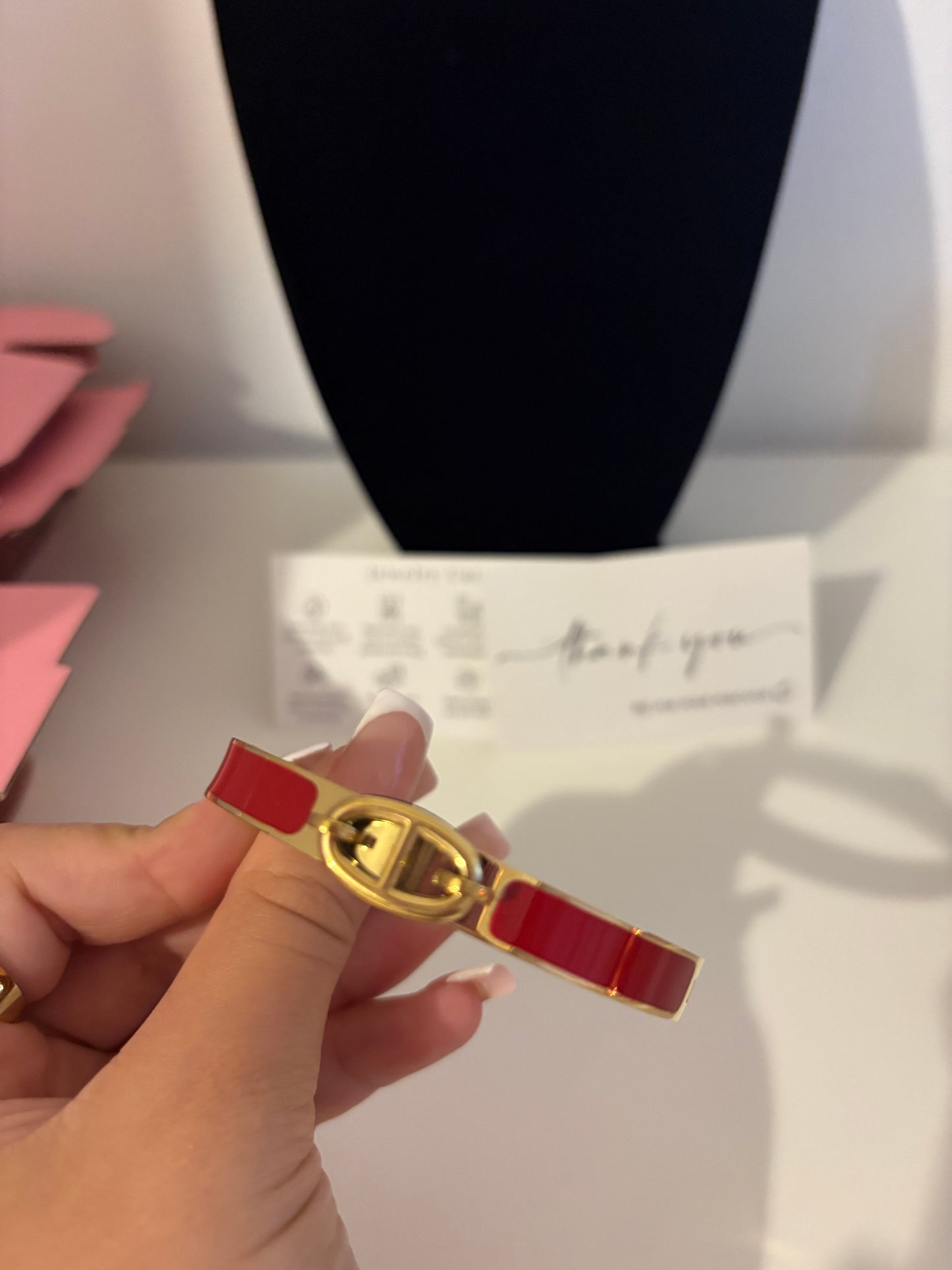 18k gold bangle bracelet