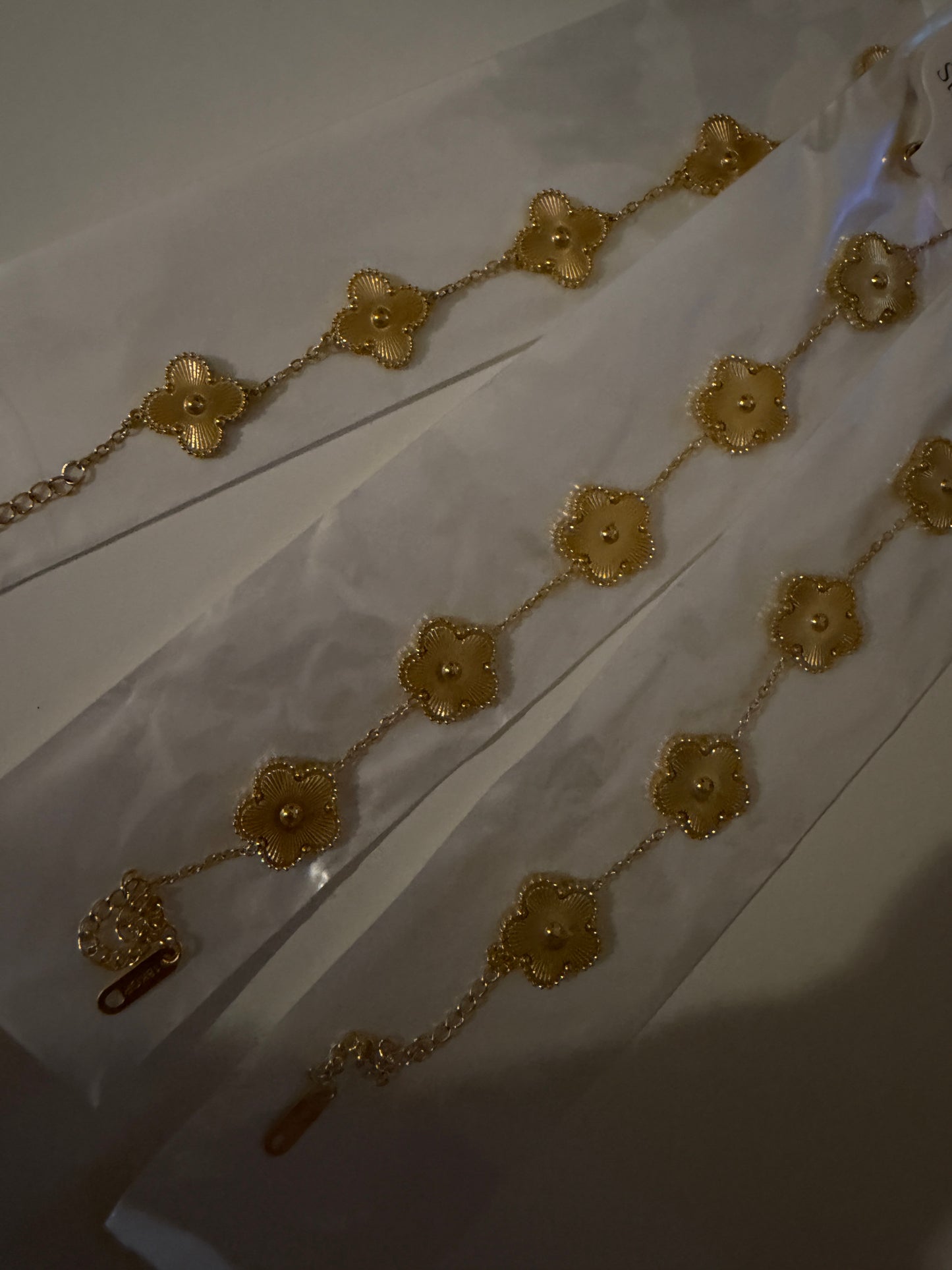 18k gold clover bracelet