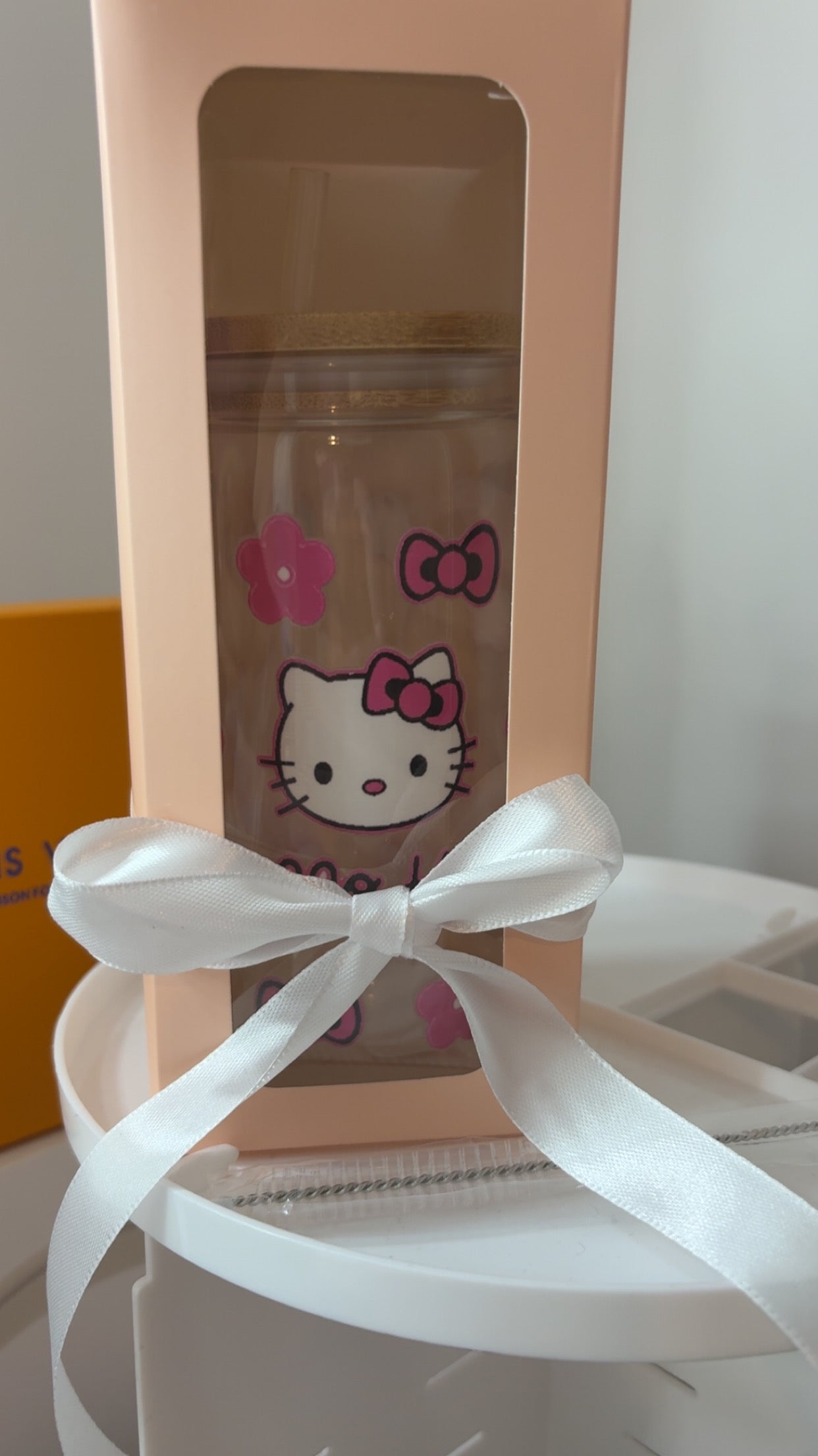 Hello kitty cup bamboo lid and straw
